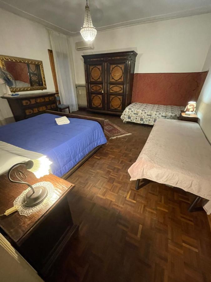 Princess Guest House Canal View เวนิส ภายนอก รูปภาพ